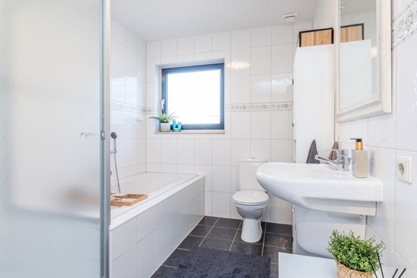 Medium property photo - Carisven 13, 6413 PB Heerlen